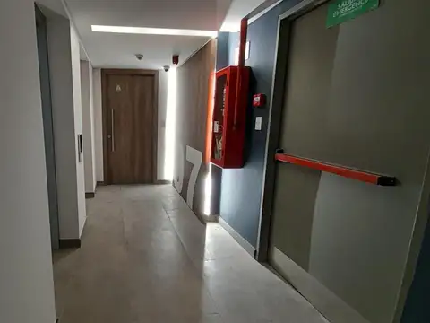 Av. Paseo Colón  al 1400