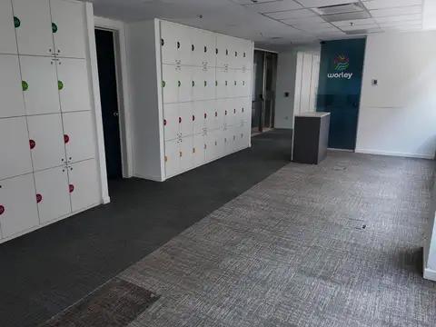 Oficina en Alquiler piso de 1380m2 en Puerto Madero con 15 cocheras