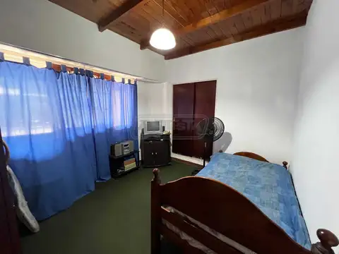 Casa - Venta - Argentina, Ramos Mejía - ESQUIU, FRAY M. 526