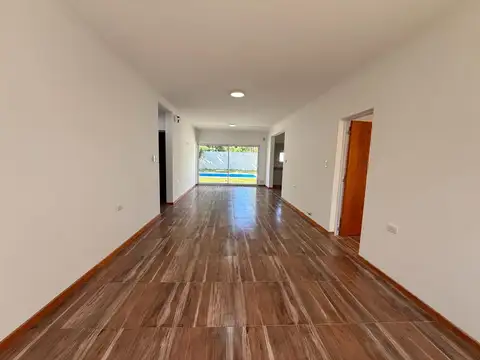 Casa en Venta en Funes, USD 155.000