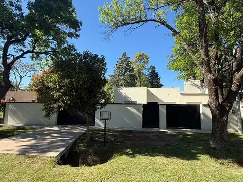 Venta Casa tres dormitorios - Funes, Rosario, Santa Fe