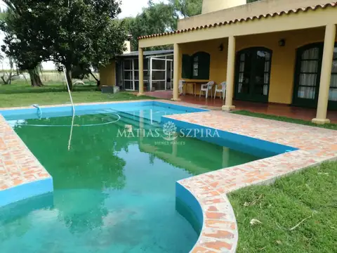 Quinta en Venta en Mones Cazon, USD 220.000