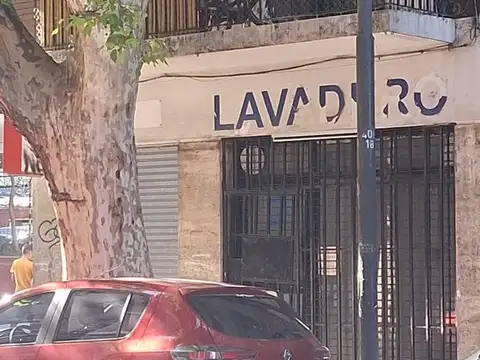 Venta Local 80 mts2 en Balvanera