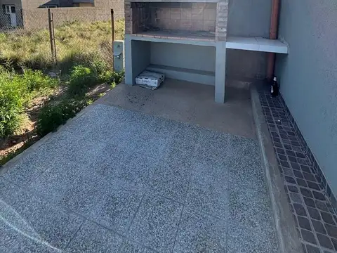 Galpon en Alquiler en Barrancas Coloradas, $ 950.000