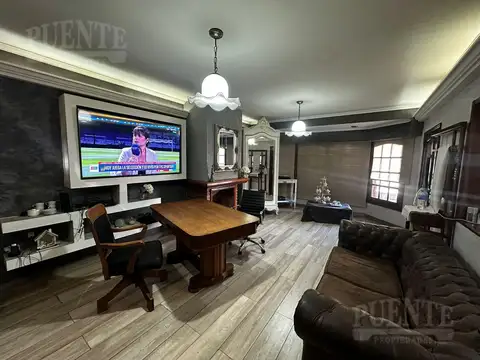 Casa 6 ambientes con 3 baños