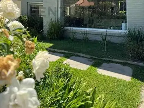 Casa en Venta de 8 dormitorios