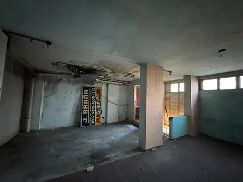 LOCAL DOBLE EN ALQUILER EN LUGANO 1 Y 2