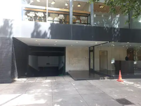 Oficina en Alquiler en Barrio Norte, USD 4.500