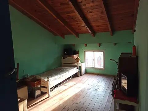 Casa 4 ambientes con 1 baño