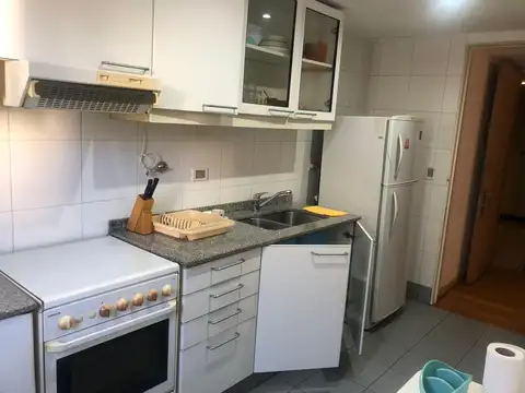 Amplio 2 amb. en recoleta con todos los amenities