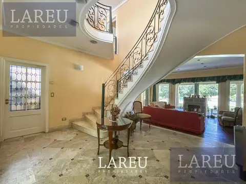 Casa en Venta en La Legua, USD 510.000