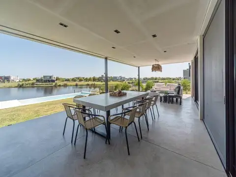 Casa en Venta 1 año