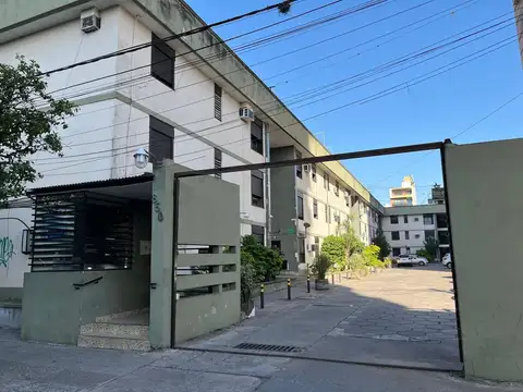 VENTA DPTO 2 DORM CON COCHERA Y TERRAZA B° SUR