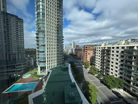 Blvd. Azucena Villaflor  al 400