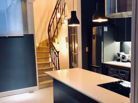 Riobamba 1000, Piso 1