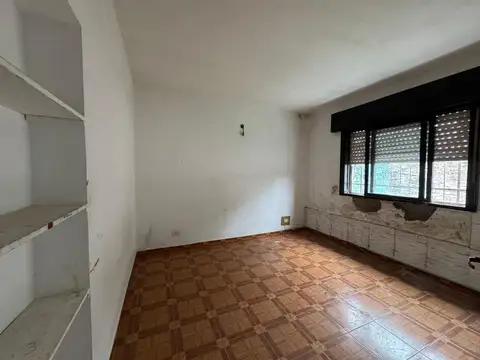 Depto Tipo Casa en Venta con 3 cocheras