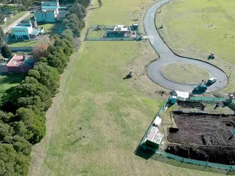 Terreno en Venta en Los Acantilados, USD 70.000