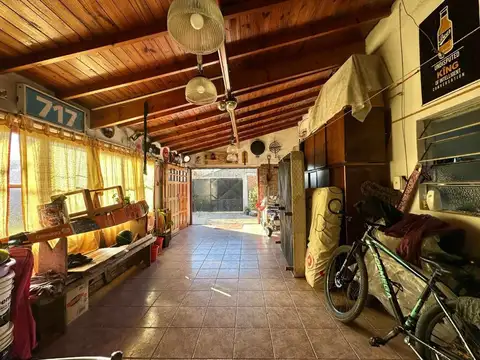 CASA 3 AMBIENTES C/COCHERA QUINCHO JARDÍN Y PATIO