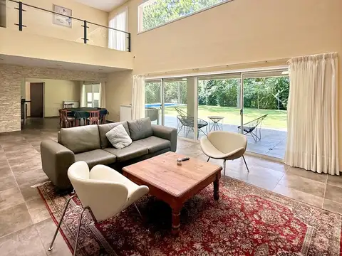 Casa de 3 Dormitorio en Puerto Paraiso