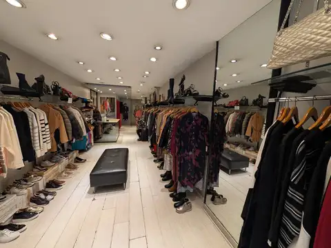 Av. Santa Fe al 1700