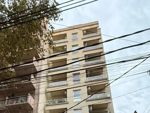 Muy Lindo Departamento de 3 Amb C/cochera