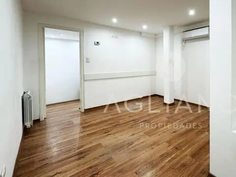 Oficina 2 ambientes con 1 baño
