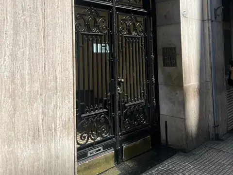 EXCELENTE 3 AMBIENTES ANTIGUO RECICLADO ESTILO CONSERVADO