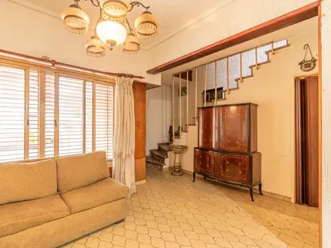 Casa en Venta con 1 cochera