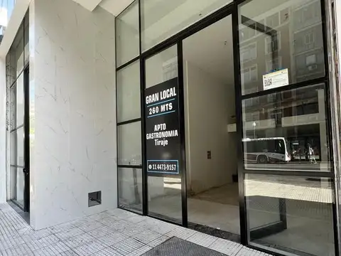 Local en Venta en Plaza San Martín, USD 850.000