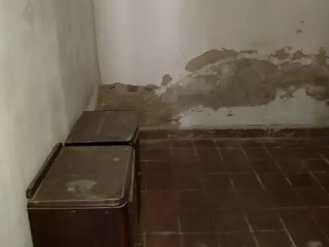Depto Tipo Casa en Venta 50 años