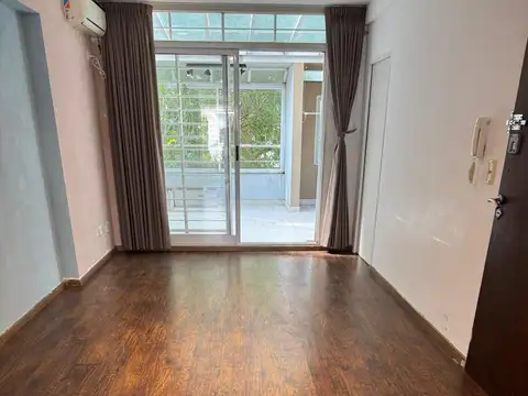 Departamento en Alquiler en Belgrano C, $ 900.000