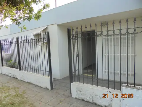 ALBERDI 2513 CASA EN VENTA V.G.G