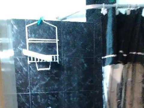 Depto 1 ambiente sobre la peatonal de San Bernardo