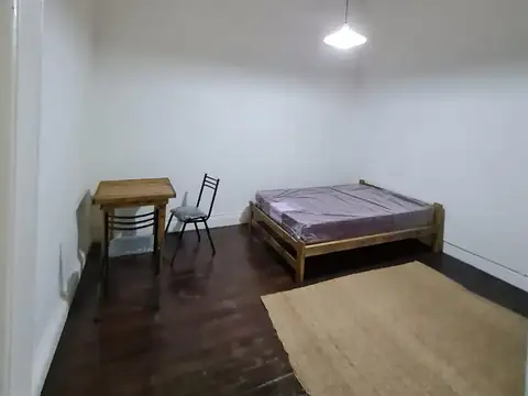 Depto Tipo Casa en Venta 50 años