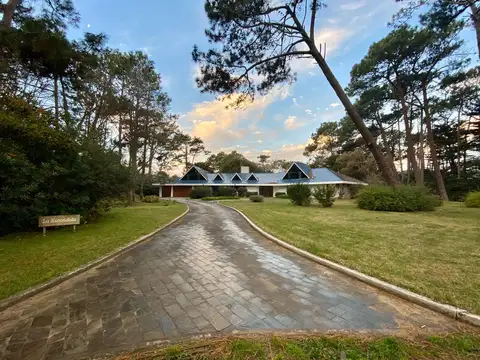Casa - ALQUILER_TEMPORAL - Uruguay, PLAYA BRAVA PUNTA DEL ESTE