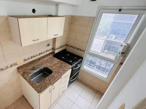 Angel Delia 1700, Piso 4