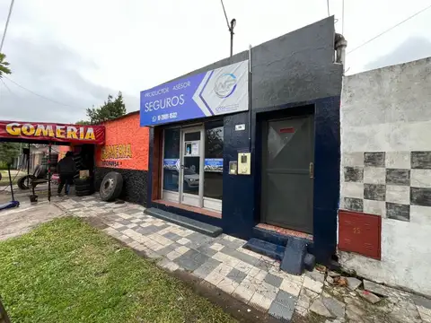 Edificio - Venta - Argentina, Ezeiza - Las Lilas 15