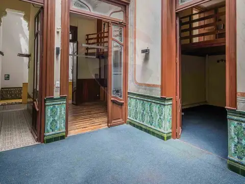 Casa 5 ambientes con 4 baños