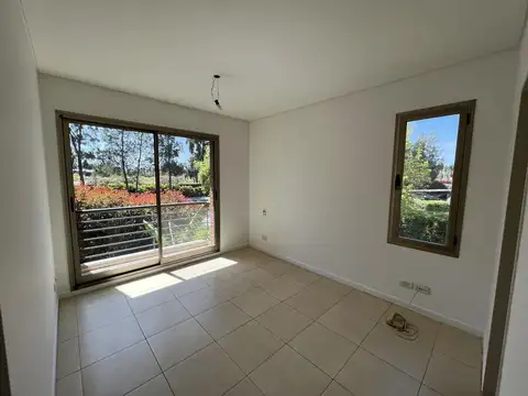 Departamento en Alquiler con 1 cocheras