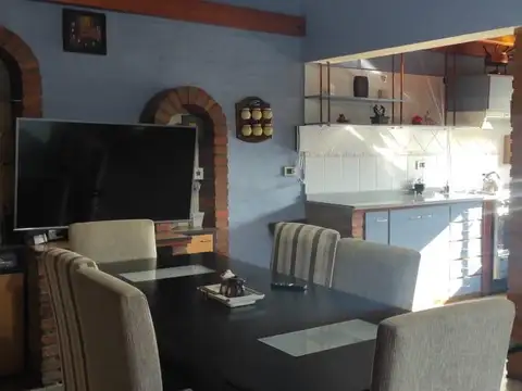 Depto Tipo Casa en Venta al Este