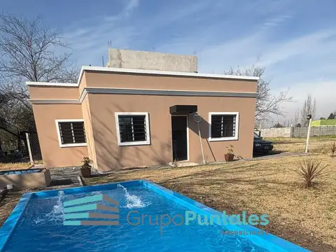 Casa en Cañuelas 3 ambientes con pileta a 100 mts de la Ruta 205