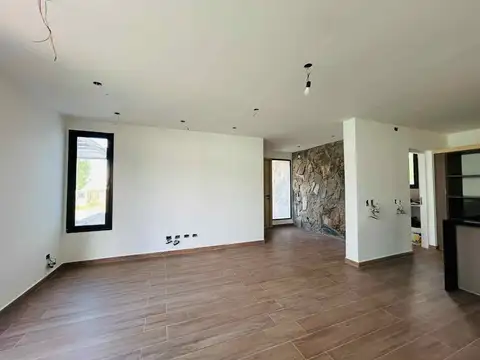 CASA 3DORM.3 BAÑOS B°LAR DE VIEYTES 3 APTO CRÉDITO