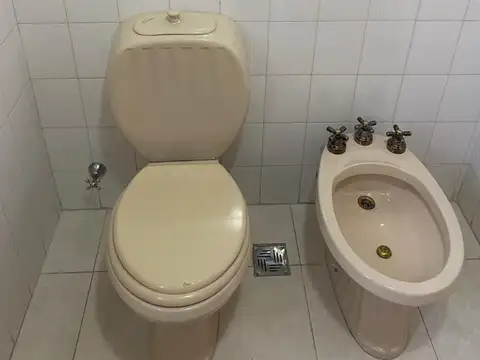 Departamento 4 ambientes con 2 baños