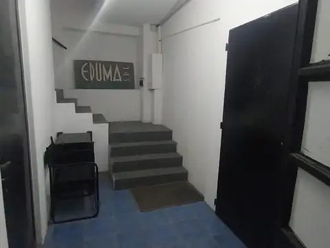 Galpon en Alquiler 28  mts Fondo