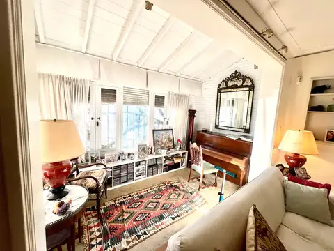 Casa 7 ambientes con 3 baños