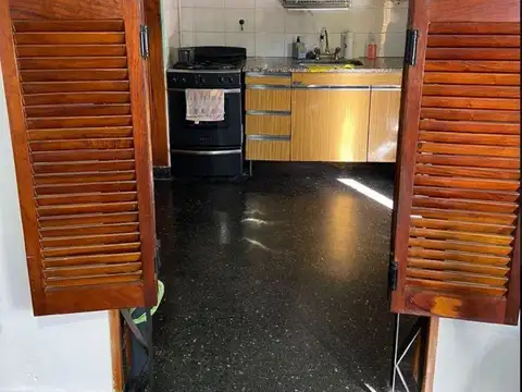 Depto Tipo Casa en Venta en Villa Sarmiento, USD 75.000