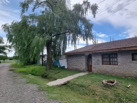 RETASADA  Inmueble en venta a metros de colectora Oeste Ramal Pilar, Del Viso. Pilar.