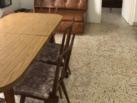 VENTA DEPARTAMENTO 3 AMBIENTES EN MAR DE AJO SOBRE AV COSTANERA, 1ER PISO FRENTE AL MAR - FICHA 9946