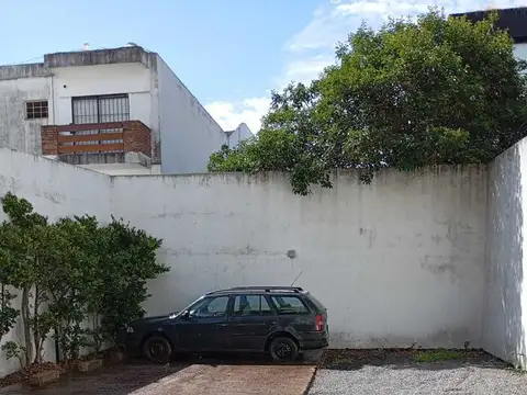 Cochera en Venta Descubierta