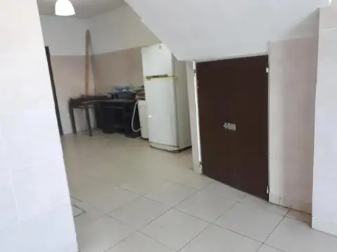 Local en Venta en Isidro Casanova, USD 55.000